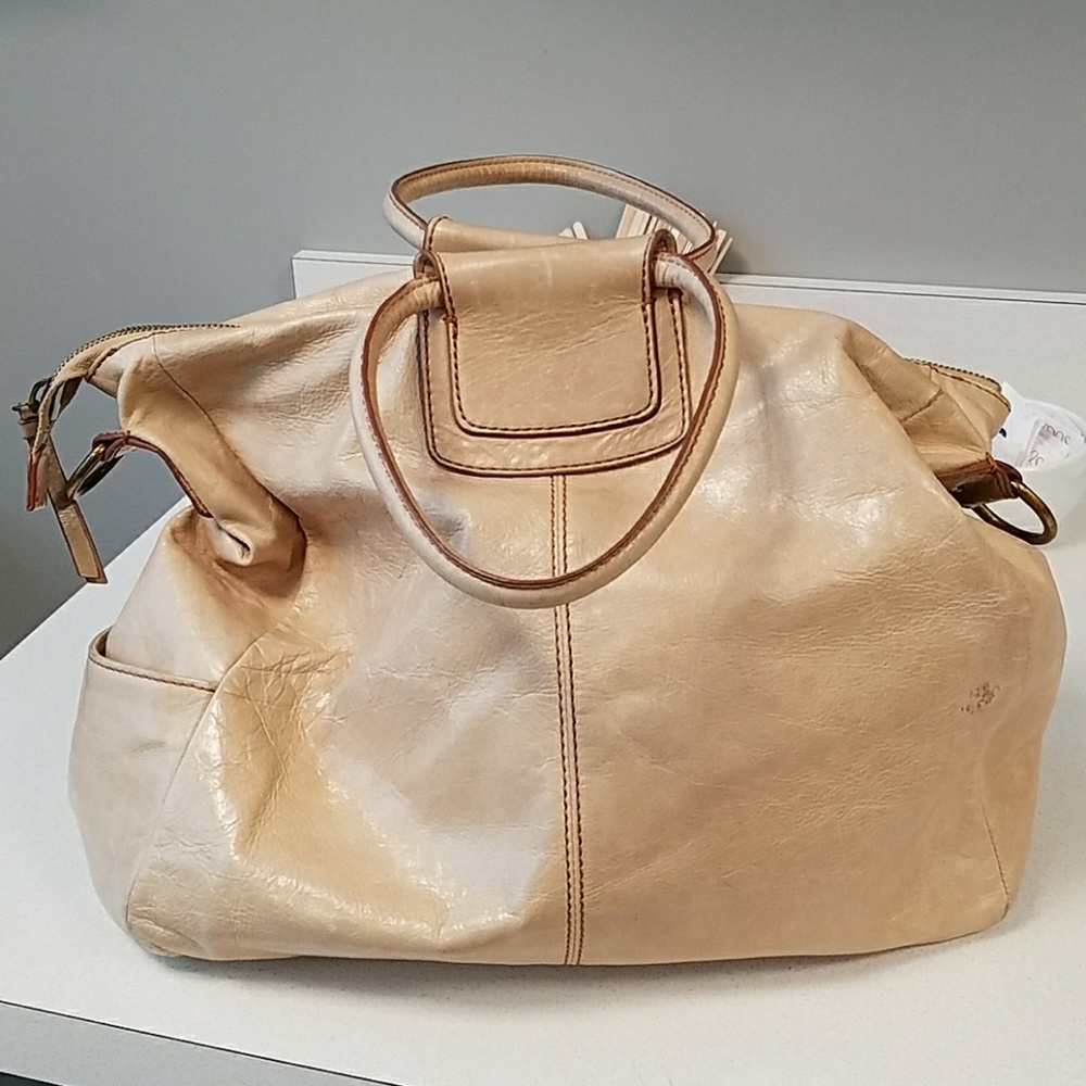 HOBO International Sheila Tote